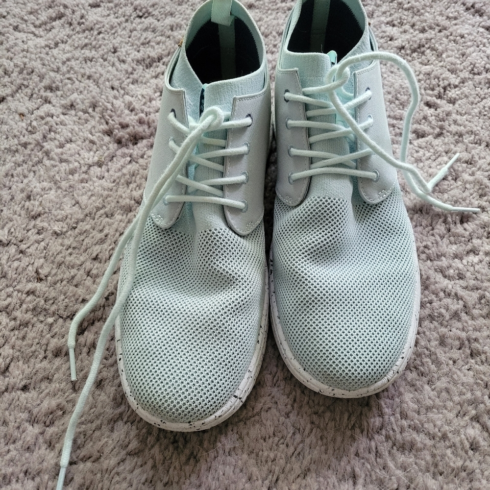 Saola Sneakers View 4
